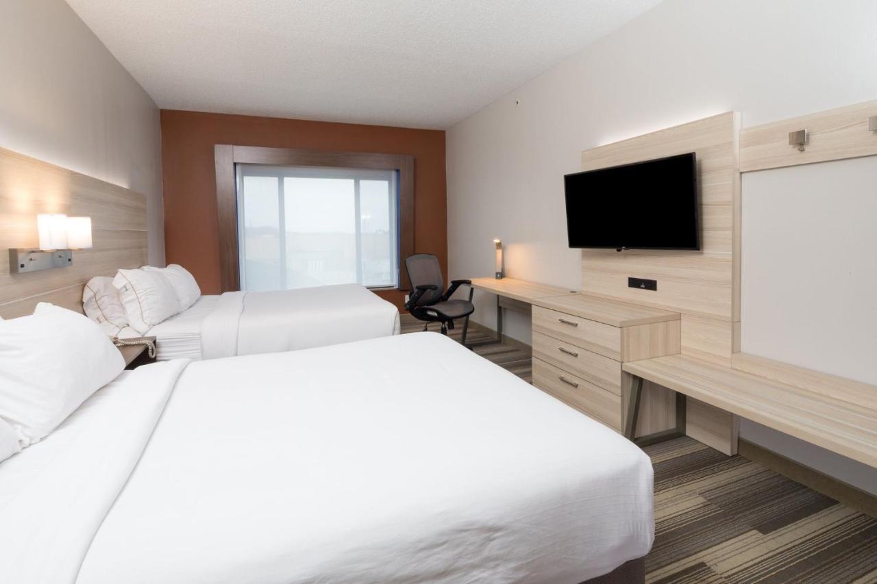 Holiday Inn Express Rochester Hills By Ihg Bagian luar foto